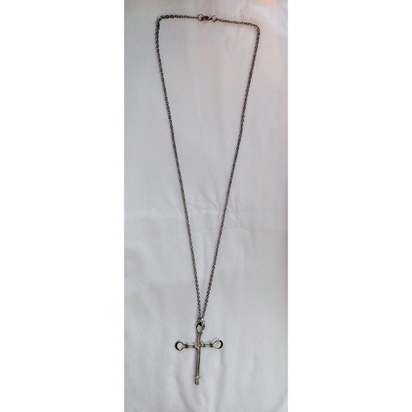 Vintage Catholic Cross Pendant Necklace Christian Religious Jewelry Silver Tone - Picture 1 of 16
